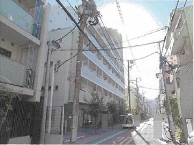 目黒区下目黒二丁目２１４番地１の競売物件