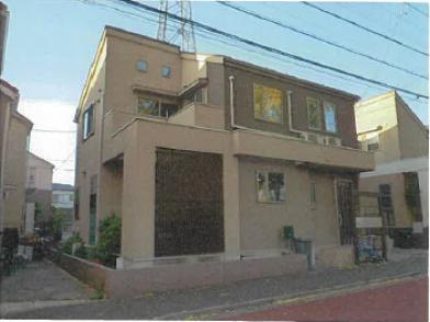 世田谷区深沢四丁目
３２番４８の競売物件