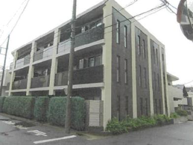世田谷区上馬一丁目５２５番地４の競売物件