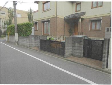 大田区西嶺町
８２番１３の競売物件