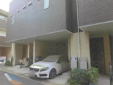 足立区六月一丁目７３２番地１の競売物件