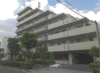 足立区古千谷本町二丁目１番地１２の競売物件