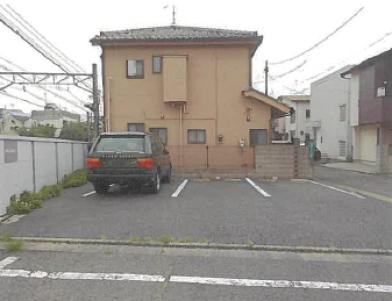 世田谷区奥沢一丁目
２３３番１４の競売物件