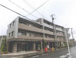 羽村市小作台五丁目１３番地１の競売物件