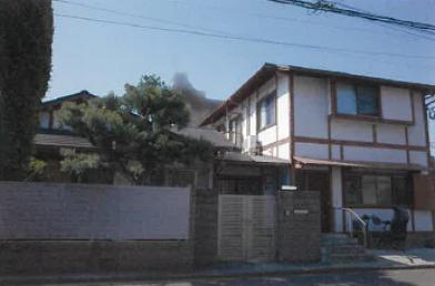 三鷹市井の頭四丁目
３８９番３９の競売物件