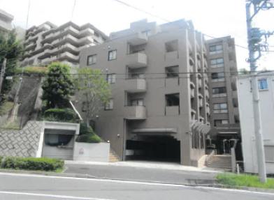 横浜市青葉区荏田町字釈迦堂280番地10の競売物件