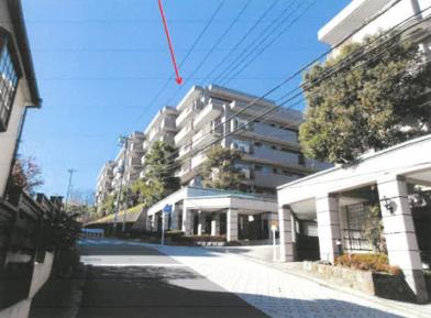横浜市港南区日野三丁目３７７番地６の競売物件