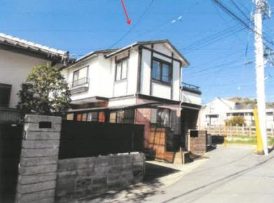 鎌倉市材木座二丁目
２２６８番３の競売物件
