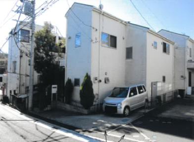 横浜市保土ケ谷区法泉一丁目
210番121の競売物件