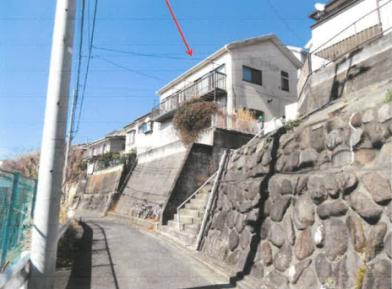 鎌倉市台四丁目
1348番36の競売物件