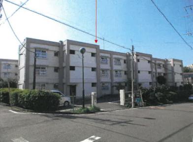 横浜市磯子区森六丁目
243番93の競売物件