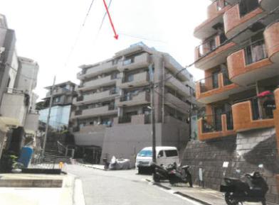 横浜市磯子区滝頭一丁目６９９番地１０の競売物件
