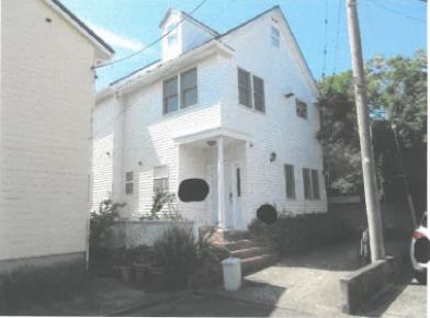 藤沢市鵠沼松が岡二丁目
６６７４番３０の競売物件