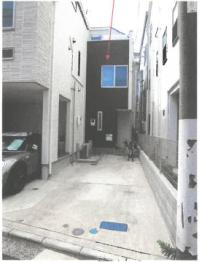 横浜市磯子区坂下町
１３番１１の競売物件