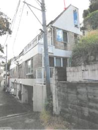 横浜市南区清水ケ丘
２３番２４の競売物件