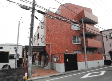 横浜市青葉区荏田町字宿裏
３３５番６の競売物件