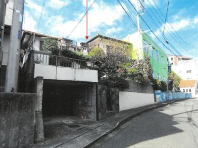 藤沢市善行坂二丁目
４７２２番６の競売物件