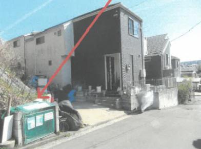 横浜市南区別所五丁目
８３８番１の競売物件