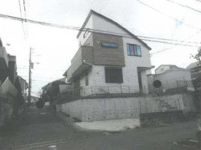 横浜市瀬谷区阿久和西二丁目
１６番５の競売物件