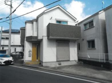 横浜市磯子区岡村四丁目
８００番８９の競売物件