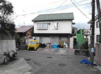 横浜市旭区中尾一丁目
１３番１４の競売物件