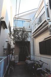 川崎市川崎区小田四丁目
１５５番１の競売物件