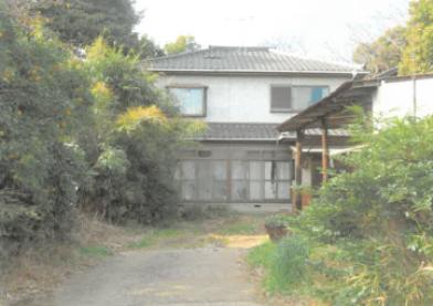 三浦市南下浦町松輪字田鳥川
１７５９番の競売物件