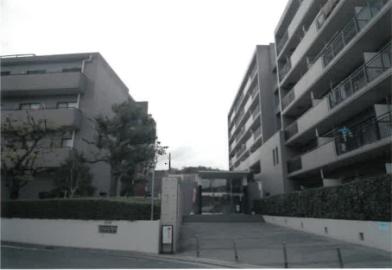 横須賀市長沢二丁目1811番地3の競売物件