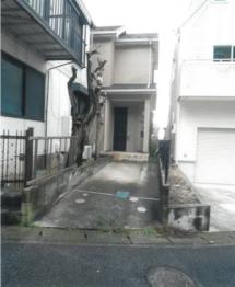 横須賀市鴨居二丁目
40番272の競売物件