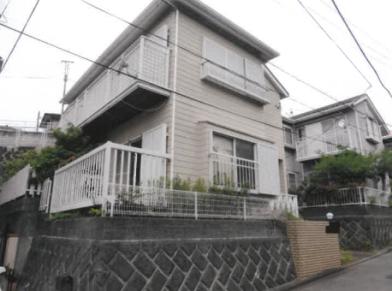 三浦市三崎町小網代字高山
２２７番８１の競売物件