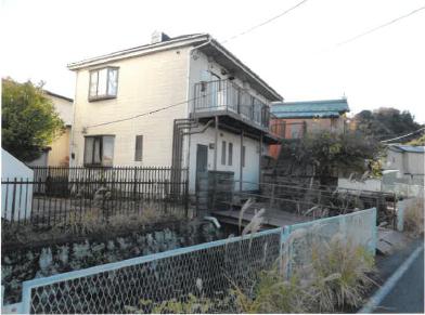 横須賀市長浦町一丁目
２３番３の競売物件