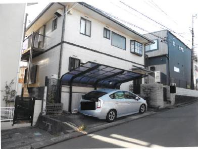 横須賀市粟田一丁目
１２７６番１９の競売物件