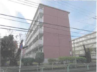 伊勢原市高森五丁目1690番地3の競売物件