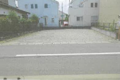 小田原市柳新田字仲河原
８１番１の競売物件