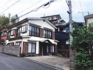 足柄下郡湯河原町福浦字河原
３３７番１の競売物件