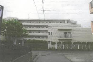 伊勢原市東成瀬４８番地７の競売物件