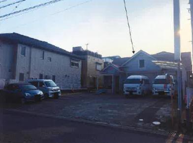 平塚市徳延字三ケ月田
１０９番１の競売物件