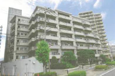 厚木市妻田東一丁目２３２３番地２の競売物件