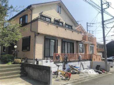 平塚市岡崎字柳久保
５９９２番１２の競売物件