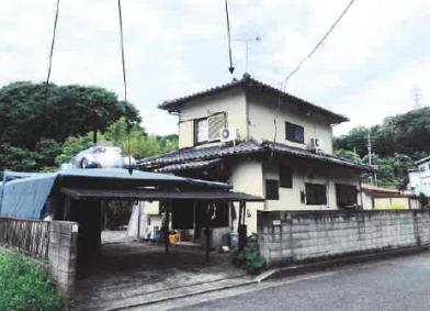 伊勢原市上粕屋字北久保
1852番2の競売物件