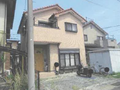 小田原市飯泉字段河原下
１３６４番３の競売物件