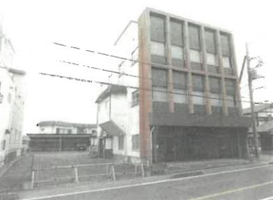 上尾市大字平方字三塚
４２８４番１の競売物件