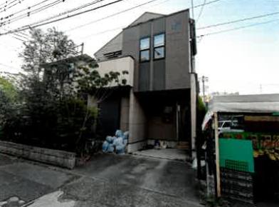 さいたま市南区辻二丁目
1049番6の競売物件