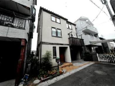 川口市差間三丁目
２番１３の競売物件