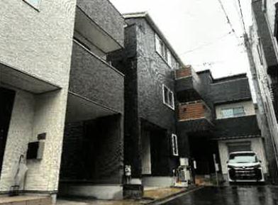 川口市芝新町
１６番４０の競売物件