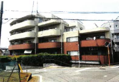新座市大和田一丁目　１０７３番地１、１０７５番地１、１０７４番地１の競売物件