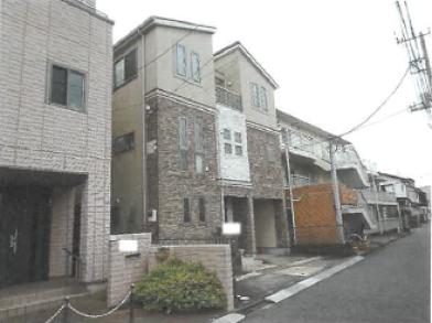 船橋市薬円台六丁目
４６６番の競売物件