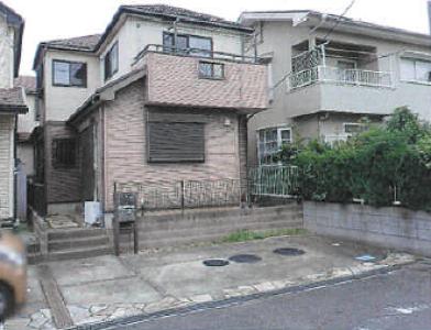 柏市西山二丁目
４２６番１の競売物件