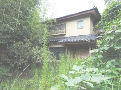 潮来市堀之内字丁地
１７４１番の競売物件