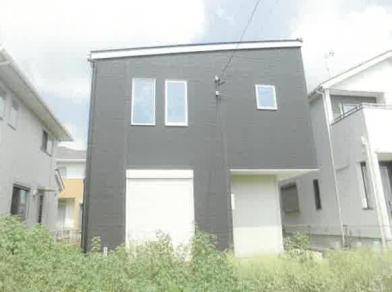 伊勢崎市三室町
４３７２番７の競売物件